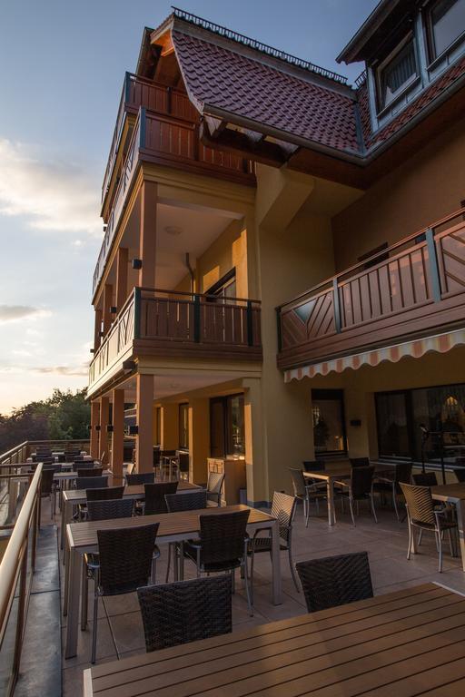 Wald-Hotel Heppe Dammbach Esterno foto